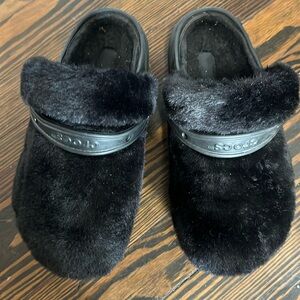 Crocs faux fur